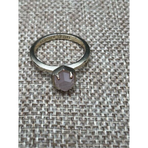 Kendra Scott Rose Quartz Ring Women’s Size 8 Gold Tone Stamped - Picture 3 of 10